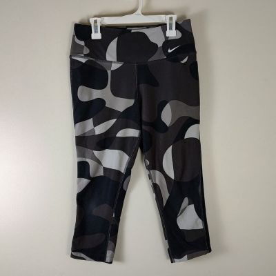 Nike athletic workout camo capri leggings womens Small